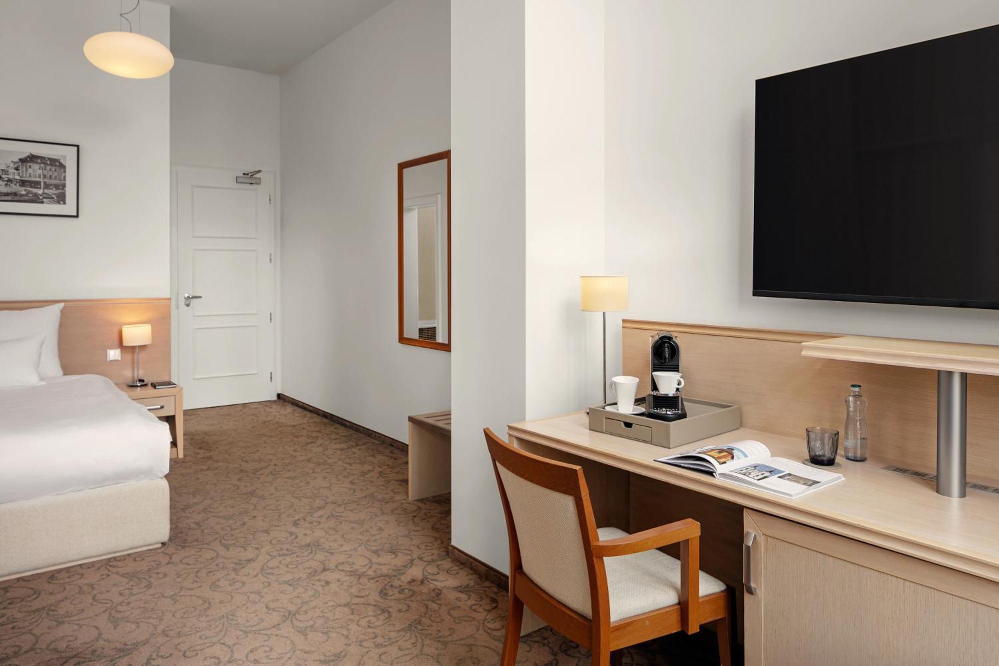 Harvey Spa Hotel Frantiskovy Lazne Exterior photo A room at the hotel
