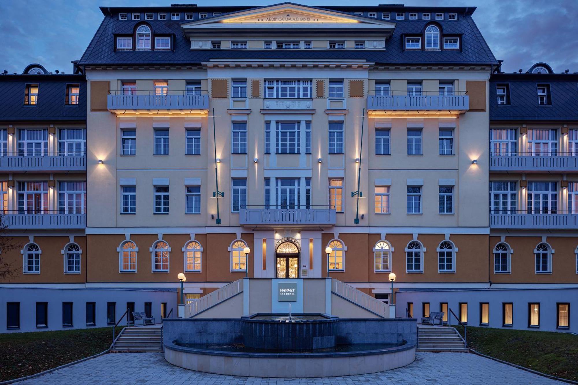 Harvey Spa Hotel Frantiskovy Lazne Exterior photo The Grand Hotel