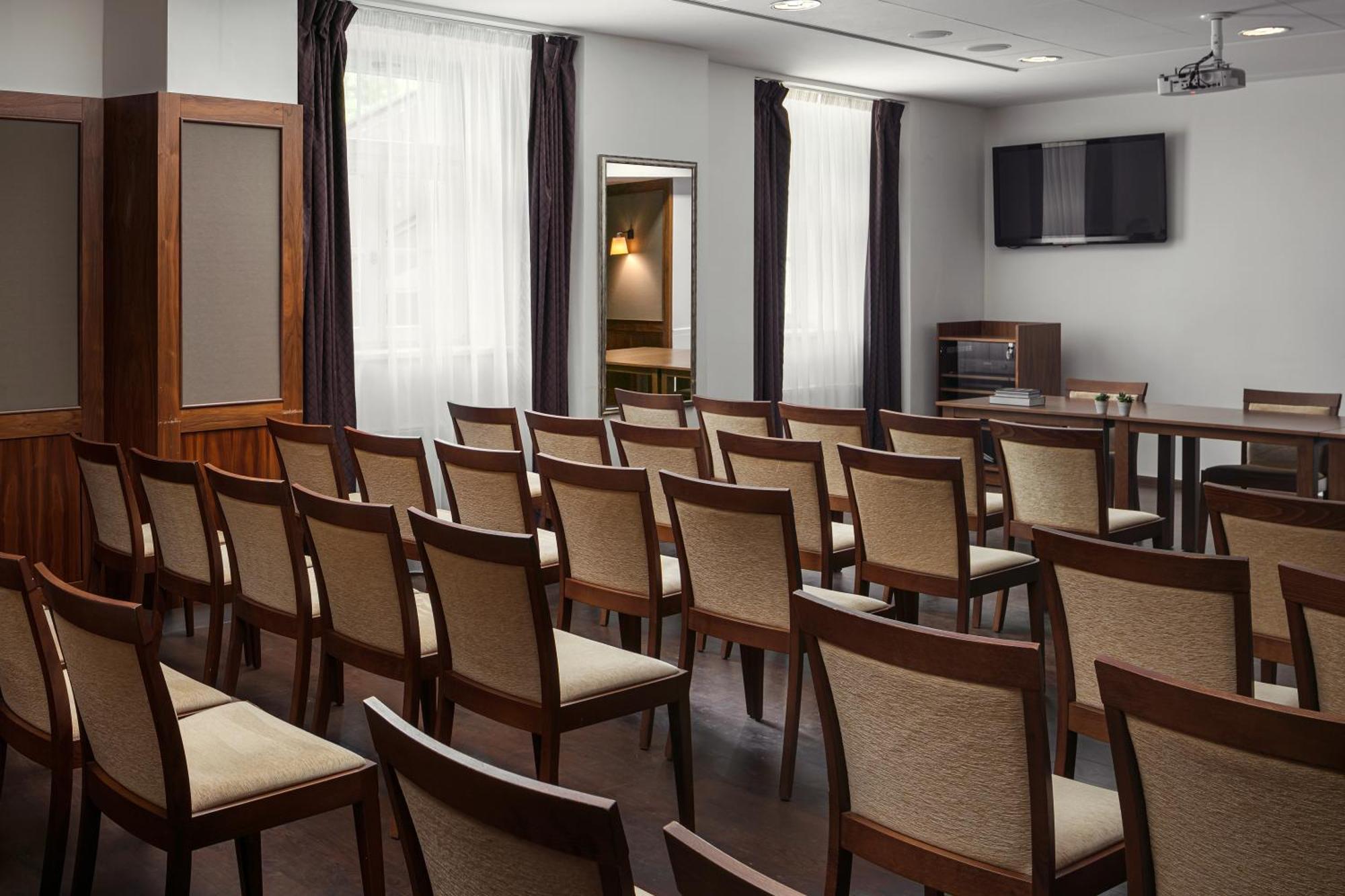 Harvey Spa Hotel Frantiskovy Lazne Exterior photo The conference room